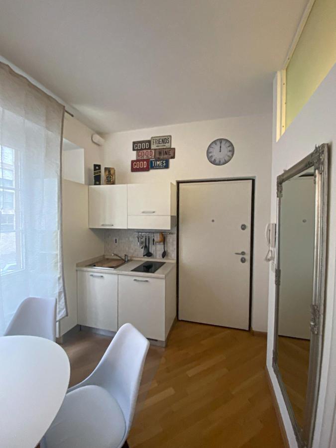 Living Vittoria: Vicino Al Centro Di Bolzano Apartment Екстериор снимка