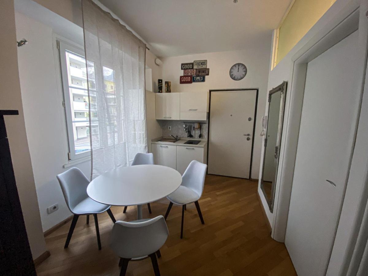 Living Vittoria: Vicino Al Centro Di Bolzano Apartment Екстериор снимка